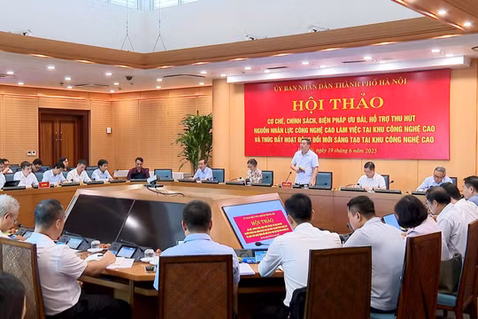 Hội thảo đột phá cơ chế chính sách thu hút nguồn nhân lực Công nghệ cao của UBND TP Hà Nội.