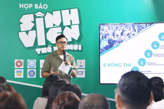 MC Đức Bảo giới thiệu về chương trình "Sinh viên thế hệ mới"
