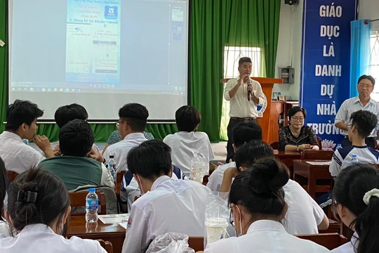 Một lớp đào tạo chuyển đổi số tại địa phương của Vibook