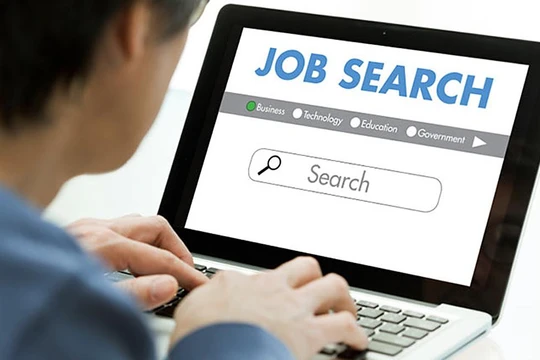 Dựa vào các hành vi trực tuyến của người dùng mà phần mềm có thể dự báo khả năng xin thôi việc