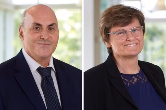 Hai nhà khoa học Katalin Karikó và Drew Weissman