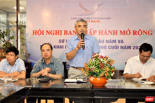 ông Nguyễn Minh Hồng, Chủ tịch Hội Truyền thông Số Việt Nam phát biểu tại hội nghị (ảnh: Đăng Khoa) 