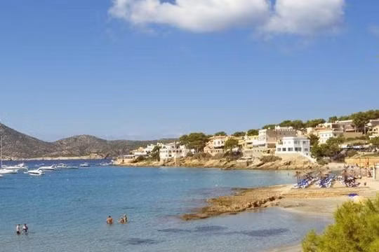 Vụ việc của 2 nghệ sĩ xảy ra tại Andratx, Majorca, Tây Ban Nha