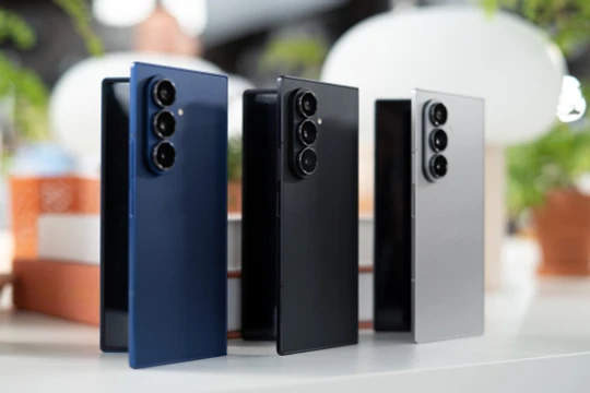 Điện thoại Z Fold 7. Ảnh The Verge