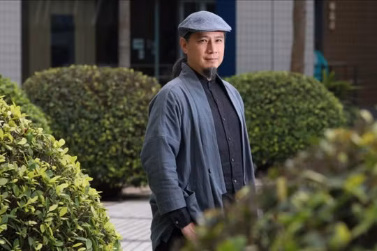 Giáo sư De Kai gây chú ý với nhận định AI giống như con cái, cần được nuôi dạy đúng phương pháp. Ảnh: SCMP