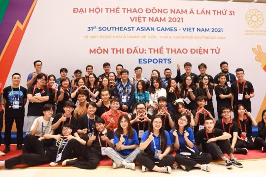 Việt Nam đã tổ chức thành công môn eSport tại SEA Games 31, gây ấn tượng với bạn bè quốc tế