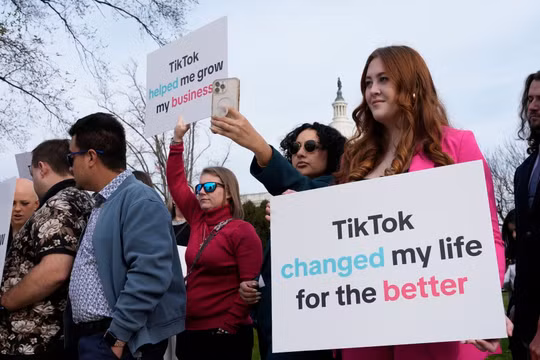 Người dùng TikTok Mỹ kêu gọi chính phủ gỡ bỏ lệnh cấm ứng dụng này