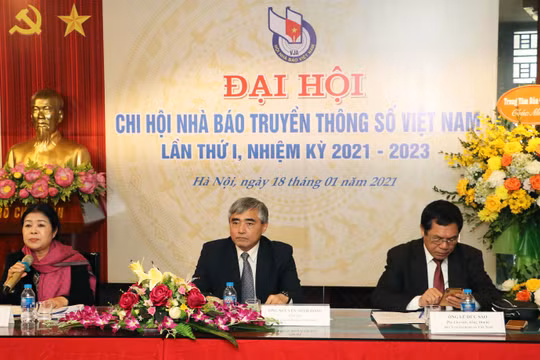 Đoàn Chủ tịch Đại hội Chi hội Nhà báo Truyền thông số Việt Nam