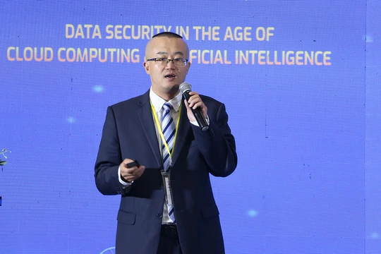 Ông Li Hai dự đoán AI sẽ tạo ra sức mạnh phát triển nền kinh tế số, hoàn thiện quá trình chuyển đổi số quốc gia (ảnh: Đăng Khoa)