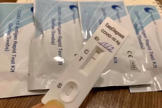 Kit test nhanh COVID-19