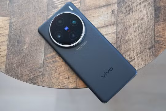 Mẫu điện thoại X100s Pro của Vivo