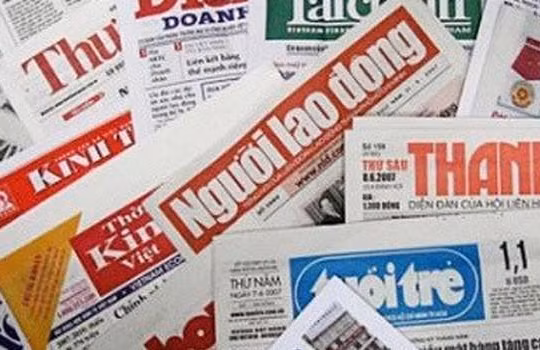 Nhiều tờ báo đang đứng trước những thách thức của thời đại khi mạng xã hội và Internet lên ngôi