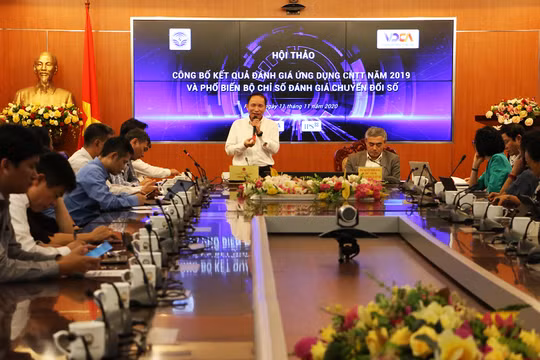 Hội thảo Công bố chỉ số Chuyển đổi số do Bộ Thông tin và Truyền thông phối hợp với Hội Truyền thông số Việt Nam tổ chức