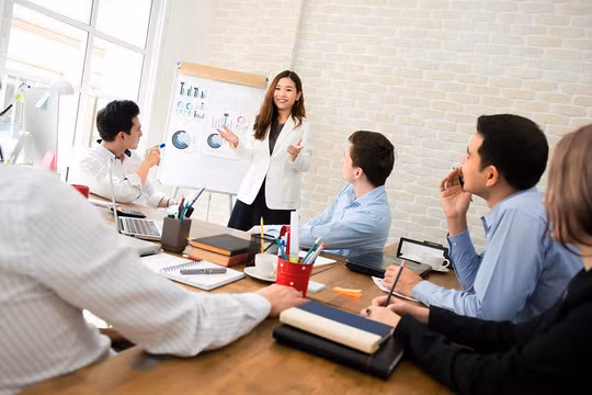 Doanh nghiệp tầm trung có thể tận dụng chuyển đổi số để phát triển, tuy nhiên cần phải lưu ý một số yếu tố