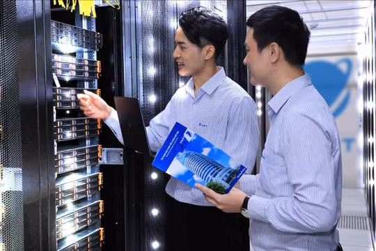 Bài 2: Doanh nghiệp nội trong cuộc đua với các "ông lớn" nước ngoài