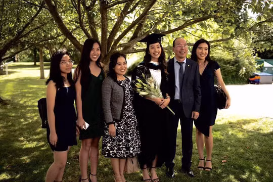 4 ái nữ của Chủ tịch OCB