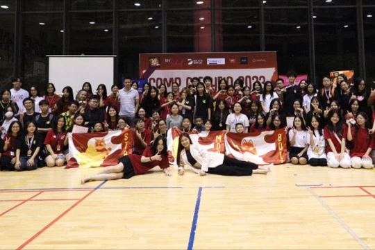 Ban tổ chức và các học sinh tham dự trại hè Camp Aletheia 2023