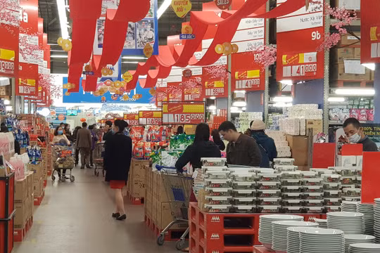 Siêu thị ngày 28 Tết