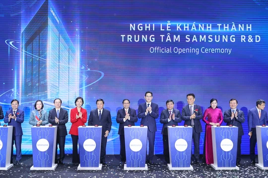 Lễ khánh thành Trung tâm R&D của Samsung tại Hà Nội đã diễn ra vào sáng nay (23/12)
