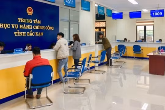 Người dân chưa mặn mà với các dịch vụ công trực tuyến