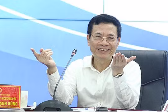 Bộ trưởng Bộ Thông tin và Truyền thông Nguyễn Mạnh Hùng
