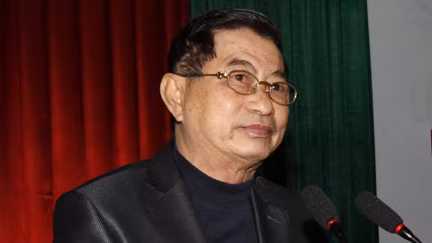 GS TS Dương Nghiệp Chí - nguyên Viện trưởng Viện Khoa học TDTT, nguyên Phó Chủ tịch kiêm Tổng thư ký Hội Thể thao Điện tử Giải trí Việt Nam.