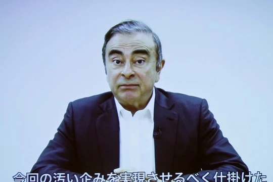 Cựu chủ tịch Nissan Carlos Ghosn trong một thông cáo báo chí bằng video sau khi chạy sang Lebanon. (Ảnh: Reuters)