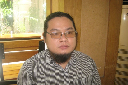 Nhà văn Đỗ Nhật Phi