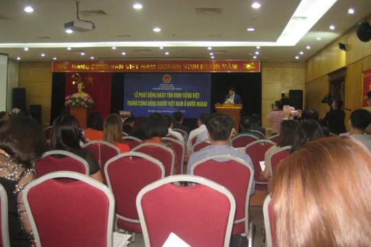 Ông Phạm Quang Hiệu – Thứ trưởng Bộ Ngoại giao, Chủ nhiệm Uỷ ban Nhà nước về người Việt Nam ở nước ngoài phát động buổi lễ