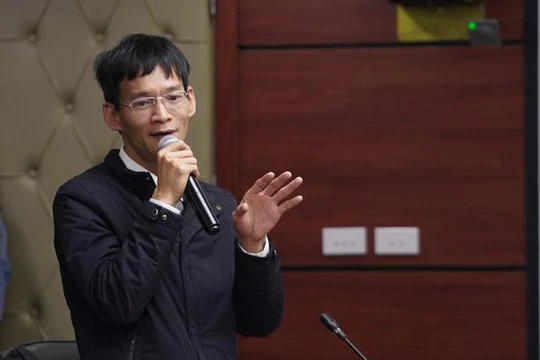 Ông Nguyễn Xuân Cường tai buổi họp báo công bố kế hoạch hoạt động của Hội Thể thao Điện tử Giải trí Việt Nam năm 2021.