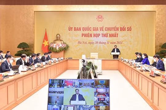 Thủ tướng Phạm Minh Chính chủ trì phiên họp thứ nhất Uỷ ban Quốc gia về Chuyển đổi số
