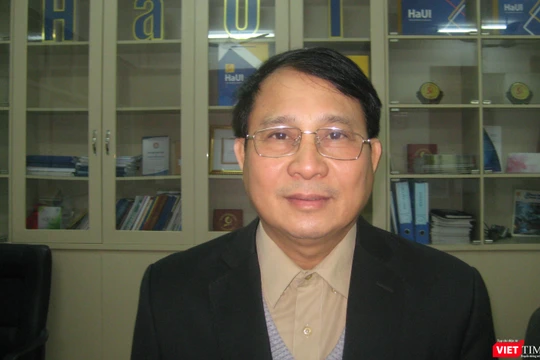 PGS TS Lê Hồng Quân - Phó Chủ tịch Hội Kỹ sư Ô tô Việt Nam, Giảng viên Đại học Công nghiệp Hà Nội