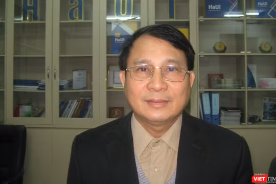 PGS TS Lê Hồng Quân - Phó Chủ tịch Hội Kỹ sư Ô tô Việt Nam, Giảng viên Đại học Công nghiệp Hà Nội