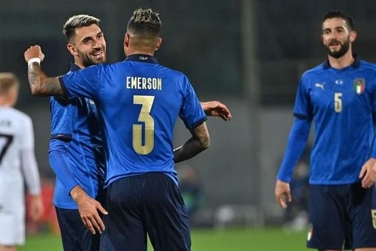 Nhiều năm nay, truyền hình không hiển thị tên cầu thủ lúc quay cận cảnh