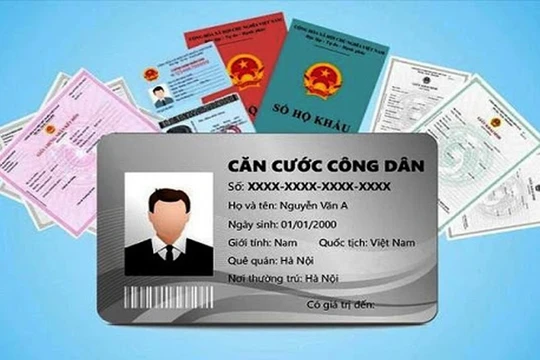 Thay vì sử dụng sổ hộ khẩu, người dân chỉ cần căn cước công dân gắn chip để khi làm các thủ tục hành chính