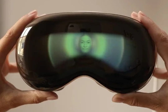 Apple công bố hơn 600 ứng dụng mới xây dựng cho kính Vision Pro