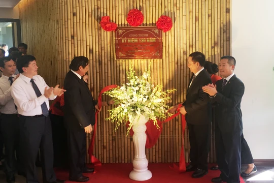 Serena Resort Kim Bôi đã được tỉnh Hoà Bình gắn biển công trình chào mừng kỷ niệm 130 thành lập tỉnh.