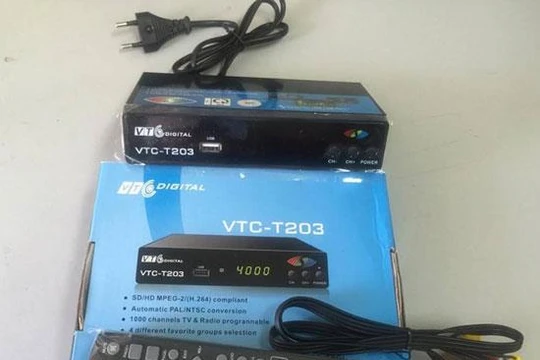 Đầu thu giả nhãn hiệu của VTC mà người dân thường khó phát hiện được dấu hiệu làm giả. Ảnh: VTC cung cấp