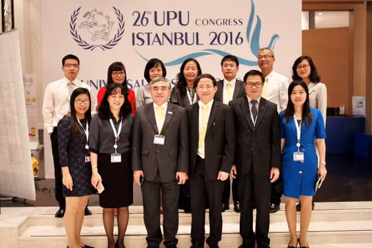 Thứ trưởng Nguyễn Minh Hồng và đoàn công tác Bưu điện Việt Nam tại Đại hội UPU lần thứ 26