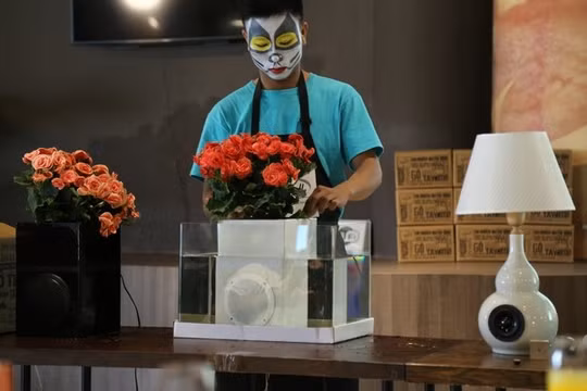 Dòng loa Eden chịu được cả việc nhúng nước