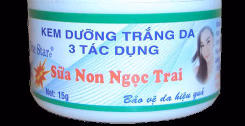 Kem dưỡng trắng da 3 tác dụng sữa non ngọc trai