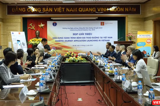 Toàn cảnh buổi giới thiệu ứng dụng hành trình đái tháo đường