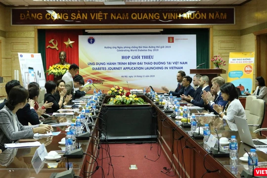 Toàn cảnh buổi giới thiệu ứng dụng hành trình đái tháo đường