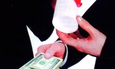 Nghiêm cấm mọi hình thức tặng quà Tết cấp trên