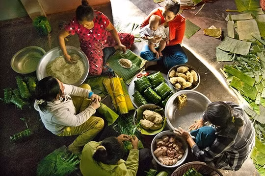 Thăm 5 làng gói bánh chưng nổi tiếng miền Bắc