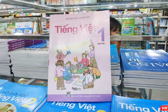 Sách giáo khoa Tiếng Việt 1