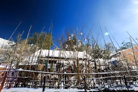 Chỉ những tỉnh có địa hình núi cao ở Đông, Tây Bắc mới thi thoảng bắt gặp cảnh tuyết rơi vào mùa Đông. 