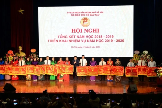 Hội nghị tổng kết năm học 2018 - 2019 và triển khai nhiệm vụ năm học 2019 - 2020 