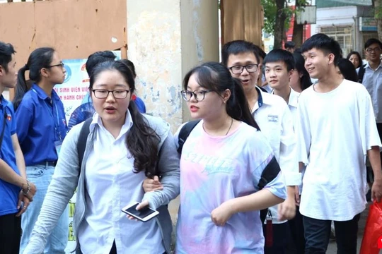 Thí sinh dự thi. Ảnh: Minh Thúy