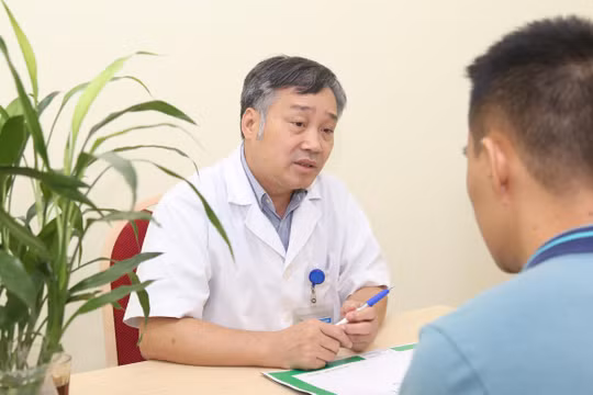 TS. Đỗ Tuấn Anh - Trưởng khoa Phẫu thuật Gan mật, Bệnh viện Hữu nghị Việt Đức.